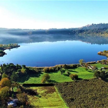 ジェンツァーノ・ディ・ローマRelax Sul Lagoアパートメント エクステリア 写真