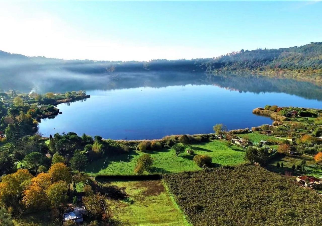 ジェンツァーノ・ディ・ローマRelax Sul Lagoアパートメント エクステリア 写真
