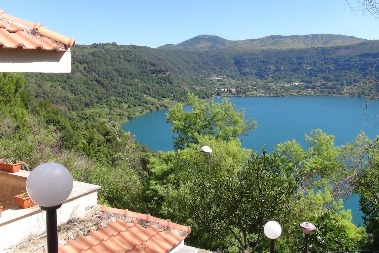 ジェンツァーノ・ディ・ローマRelax Sul Lagoアパートメント エクステリア 写真